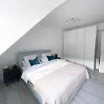 아파트 Stylish & Comfortable 2-bedroom In The Heart Of 쾰른