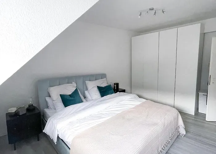 Apartment In The Heart Of Style And Comfort Combined Cologne