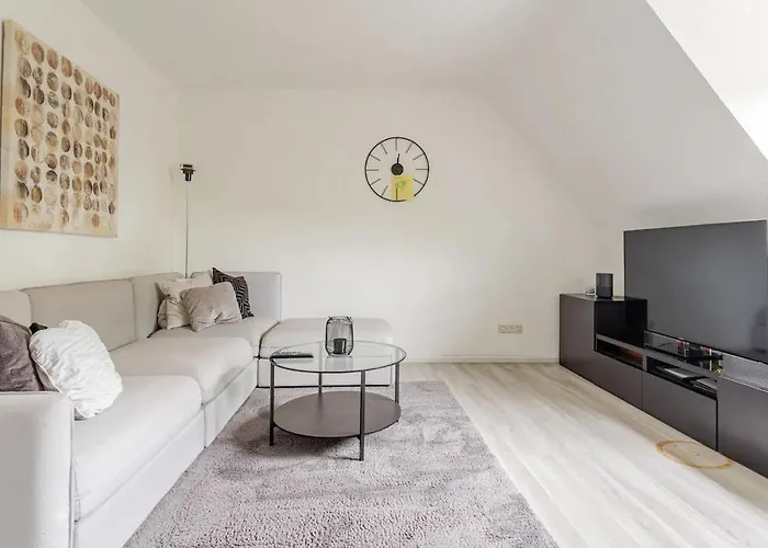 In The Heart Of Style And Comfort Combined Apartment Cologne